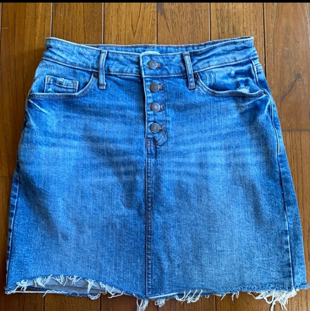 Button fly blue denim distressed mini skirt sz 6
